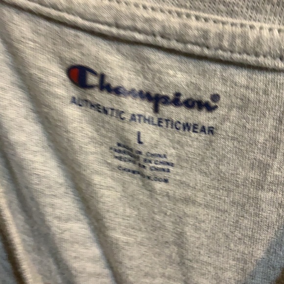 Champion tee - Picture 2 of 2